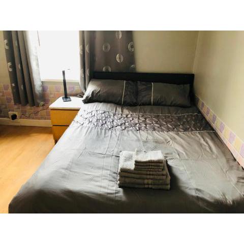 Three bed city centre flat