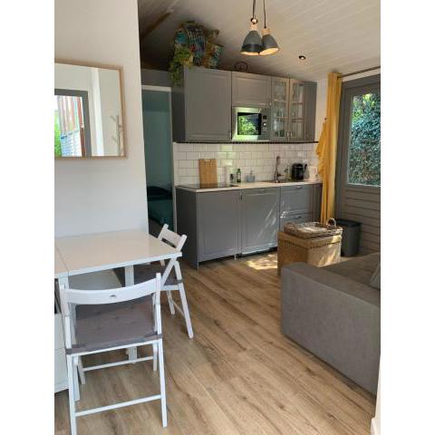 Tinyhouse Scheveningen beach FREE gated parking