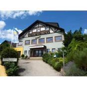 TIPTOP Hotel Burgblick