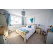 Trethvor House Free parking,En-suite Kingsize Bed in quiet residential area