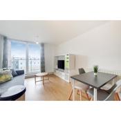 Two bed Apartment by London Docklands