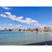 Two-Bedroom Apartment with swimming pool Torrevieja