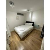 Two Bedroom Flat in Wimbledon Sleep6