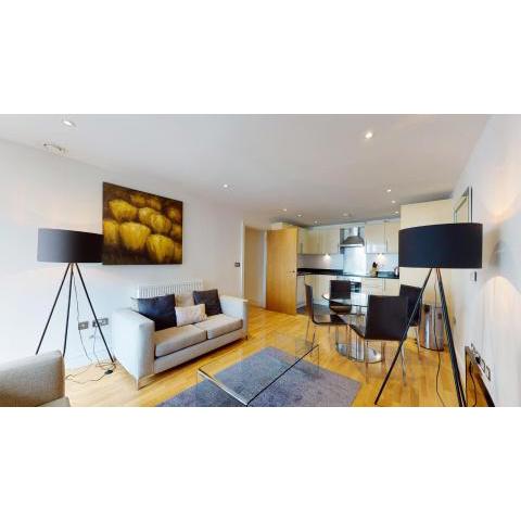 Two Bedroom Serviced Apartment in Indescon Square, Canary Wharf