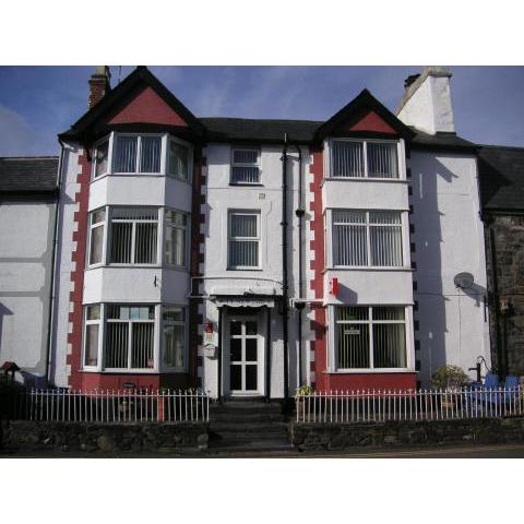 Ty Newydd Guest House