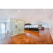 Ultra Luxury Penthouse, London - Close Wimbledon