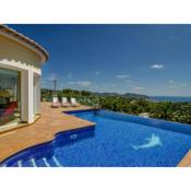 Unique villa in Moraira with infinity pool