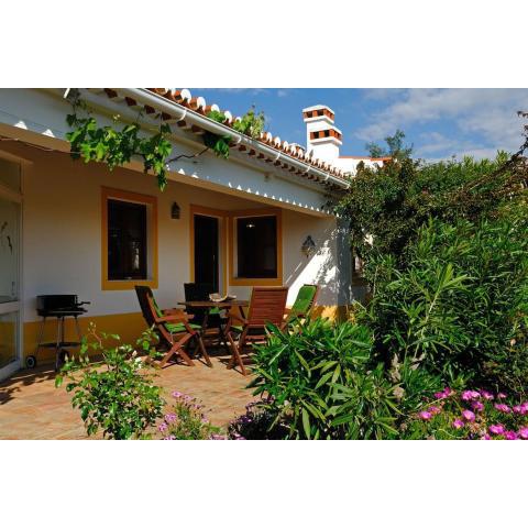 Vale do Guizo: Casa Poente on the contryside, close by the sea.