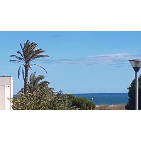 Villa 6 personnes dans résidence calme, grande terrasse, 5 mn de la plage