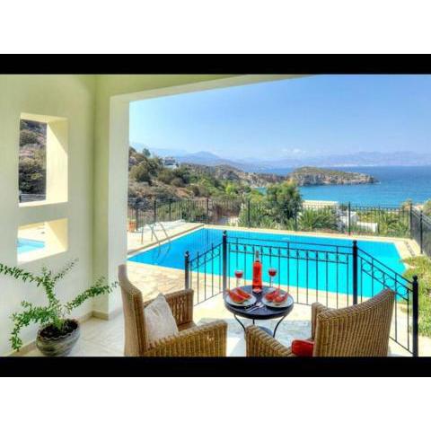 Villa Ares with private pool and a spectacular seaview