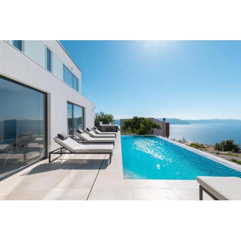 Villa Aristea with sea view, jacuzzi and infinity pool