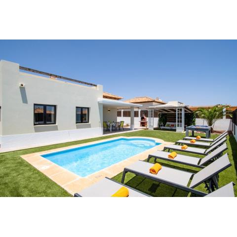 Villa Caleta Heights by Villa Plus