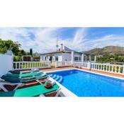 Villa Cañadu Nerja by Ruralidays