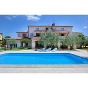 Villa Hope - Apartments with Shared Pool