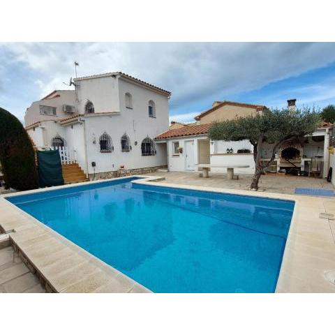 Villa L'Ametlla de Mar, 3 dormitorios, 6 personas - ES-221-1