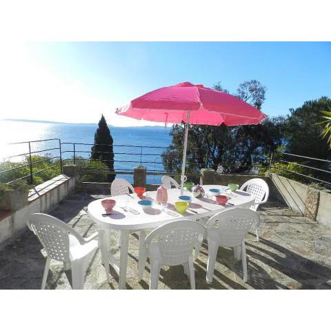 Villa Le Lavandou, 4 pièces, 6 personnes - FR-1-713-48