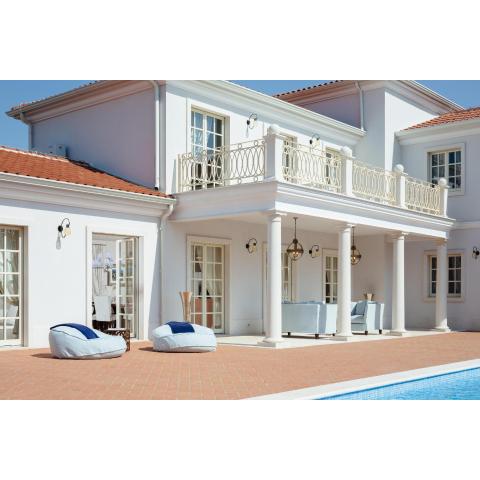 Villa Lea by HMZ Villas