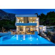 Villa Leona a luxury villa near Makarska, heated pool