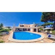 Villa Lynx CD251, Sleeps 8, Quiet area