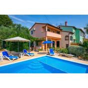 Villa Margerita with private pool, yard and parking