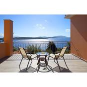 Villa Melias, luxurious villa with superb view of the islands, 400 m from the sea