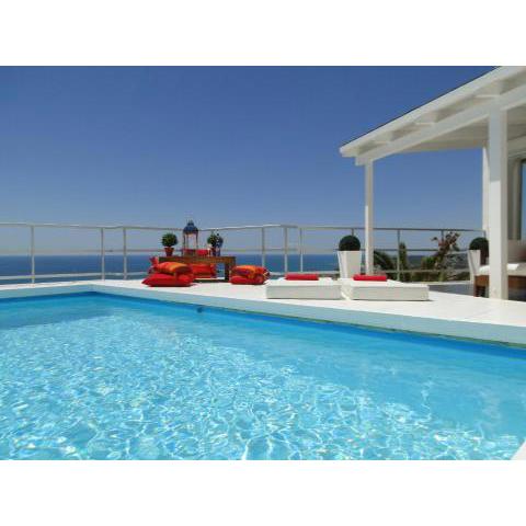 Villa Sitges Altavista Amaizing View South oriented Calm Area AC Beach 2 minutes