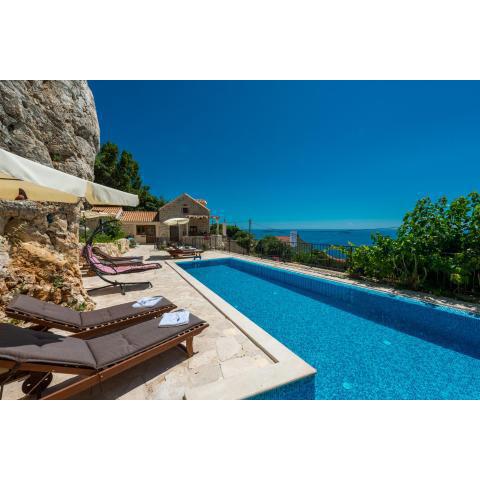 Villa Stone-Exceptional private Estate