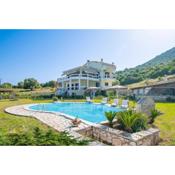 Villa Virginia With Private Pool Lefkada