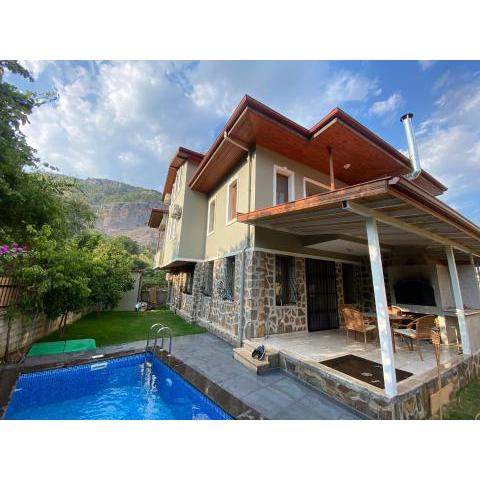 VillaSaint Gocek Central Triplex Large Family Friendy