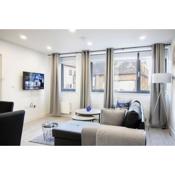 Virexxa Bedford Centre - Deluxe Suite - 2Bed Flat with Free Parking & Gym