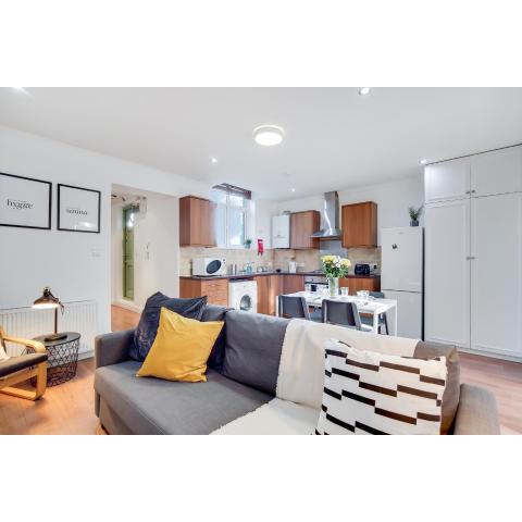 WelcomeStay Tooting Broadway 3 Bedroom Apartment