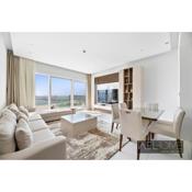 WelHome - Luxe Apt With Dazzling Views Steps From The Beach