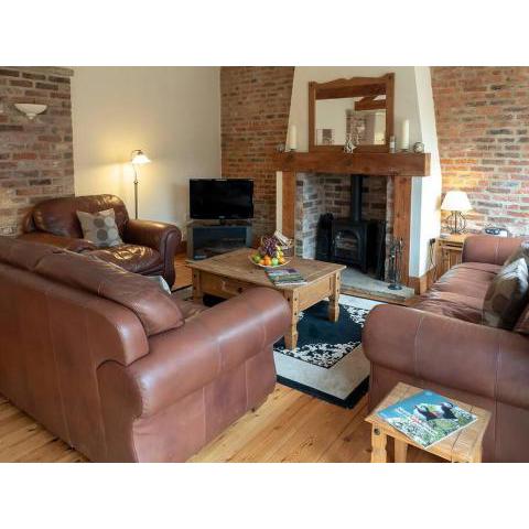 Wheelhouse Cottage . A brick-built barn conversion