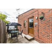 Willow Cottage with Hot tub