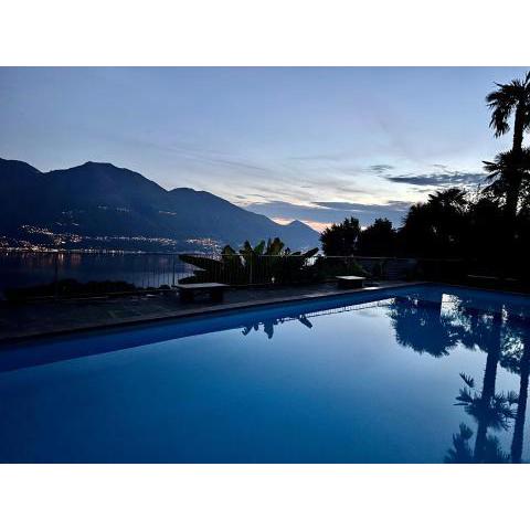 Wohnung mit Aussicht auf Lago Maggiore & Pool