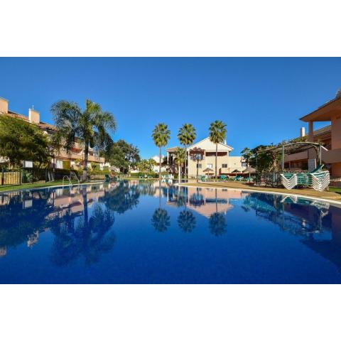 Wonderful Penthouse in Los Jardines de Santa Maria Golf, Elviria, Marbella