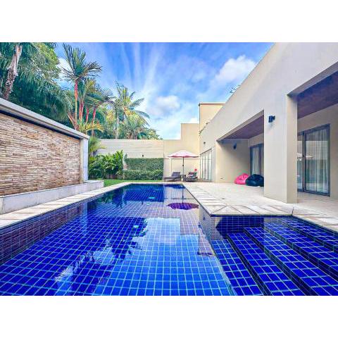 Wonderful villa Harmony BangTao beach