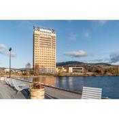 Wood Tower Apartment - Lovely city view